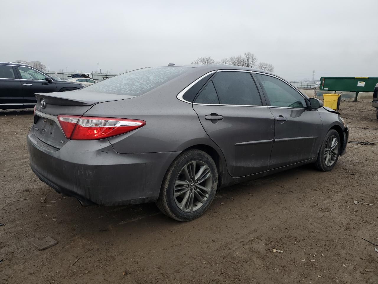 2017 TOYOTA CAMRY LE - Image 3