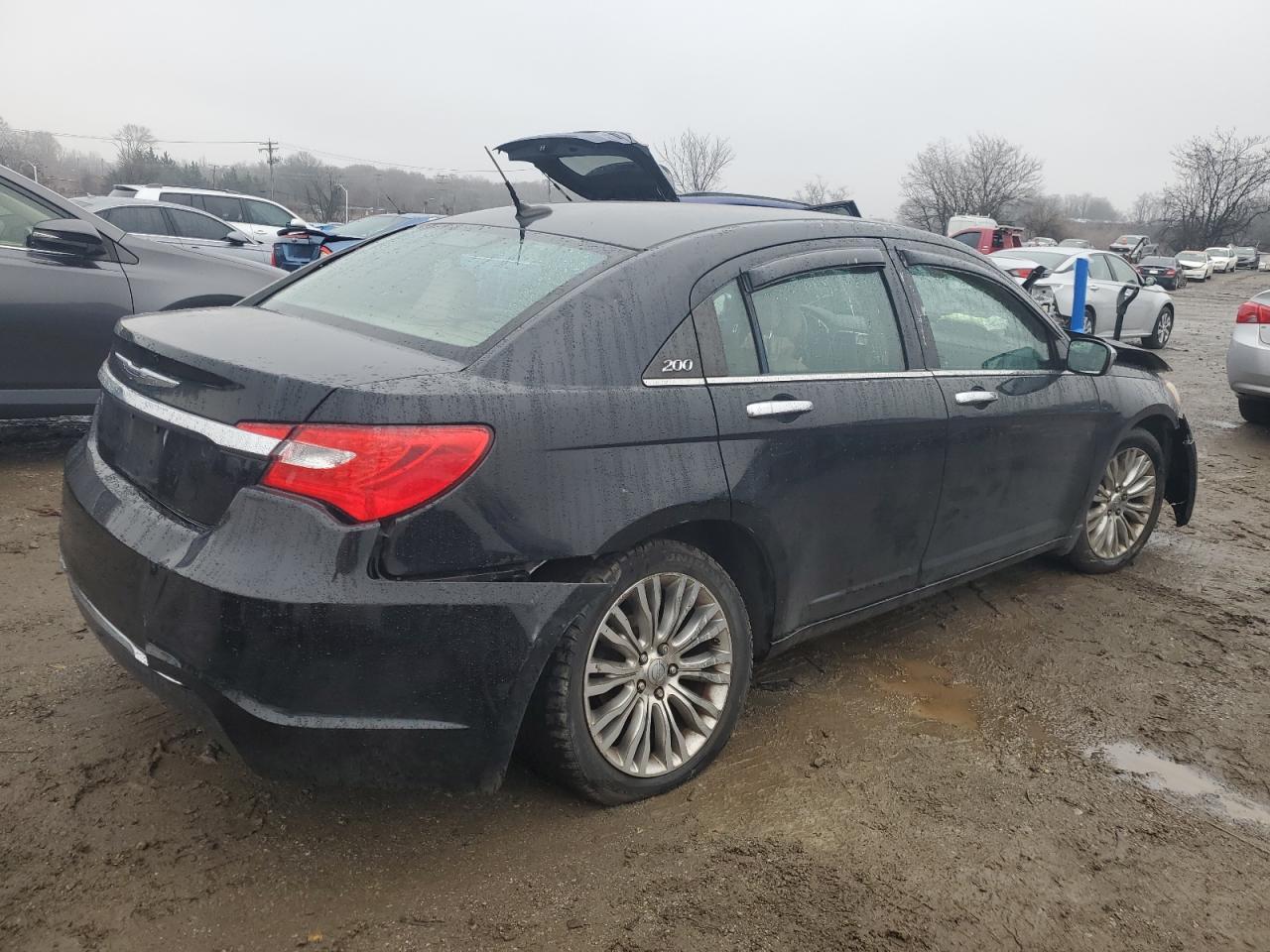 2012 CHRYSLER 200 LIMITE - Image 3