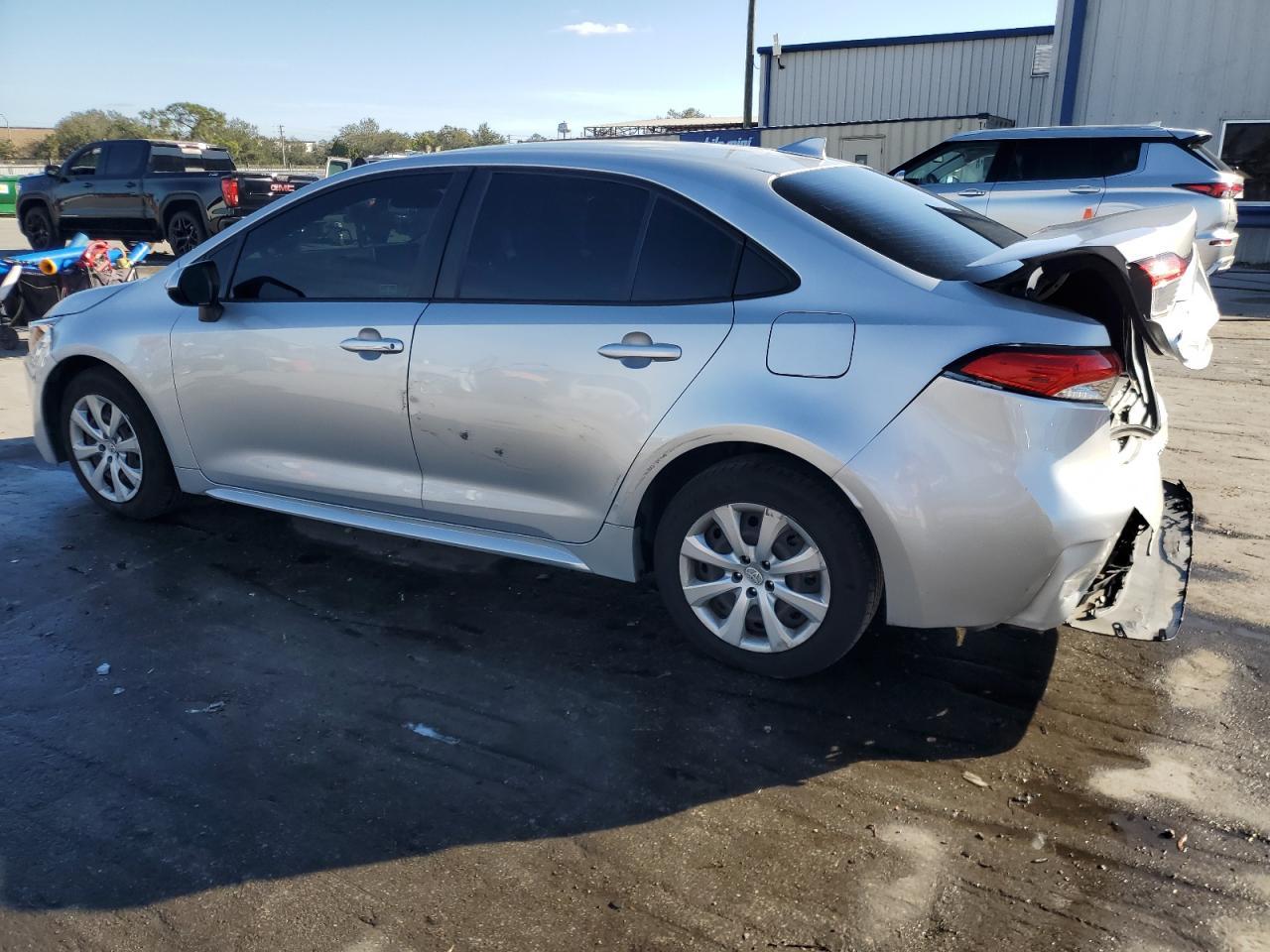 2020 TOYOTA COROLLA LE - Image 2