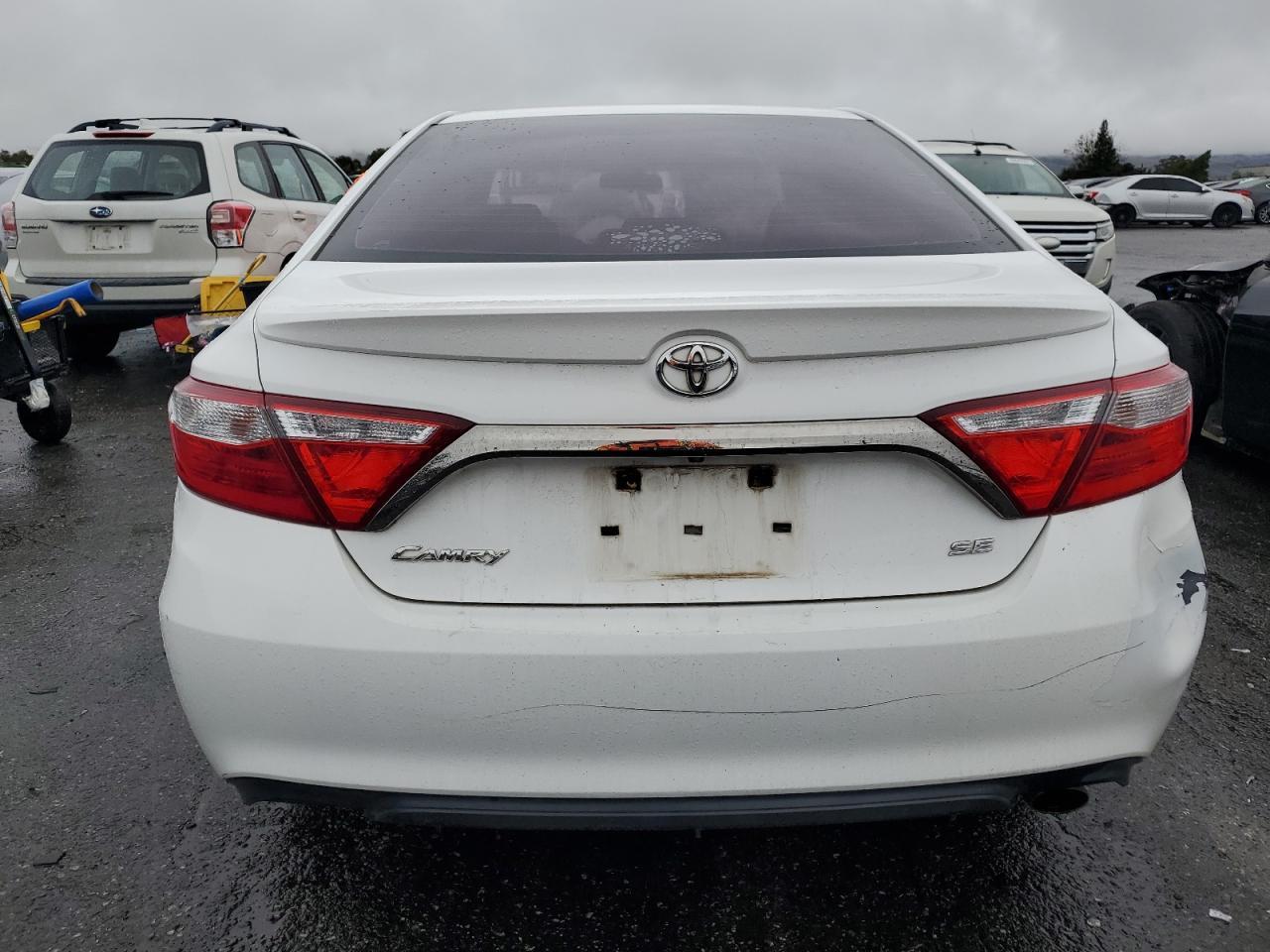 2016 TOYOTA CAMRY LE - Image 6