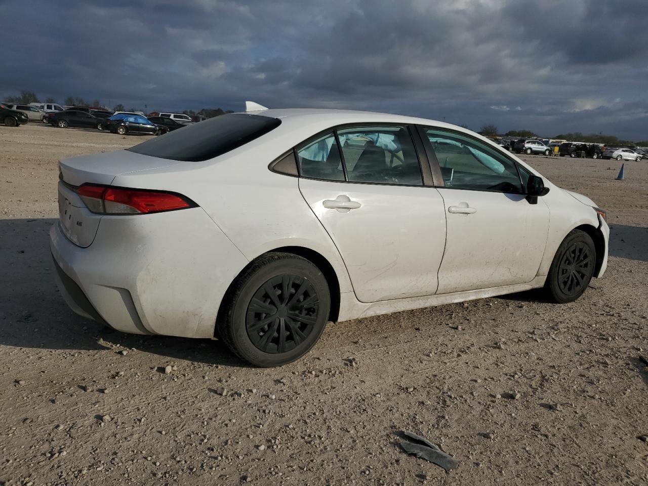 2020 TOYOTA COROLLA LE - Image 3