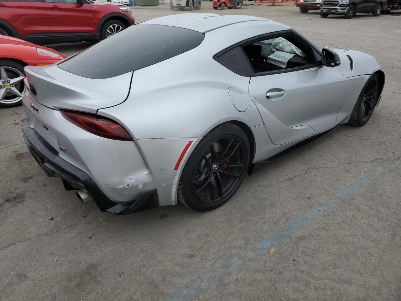 2021 TOYOTA SUPRA BASE - Фото 3