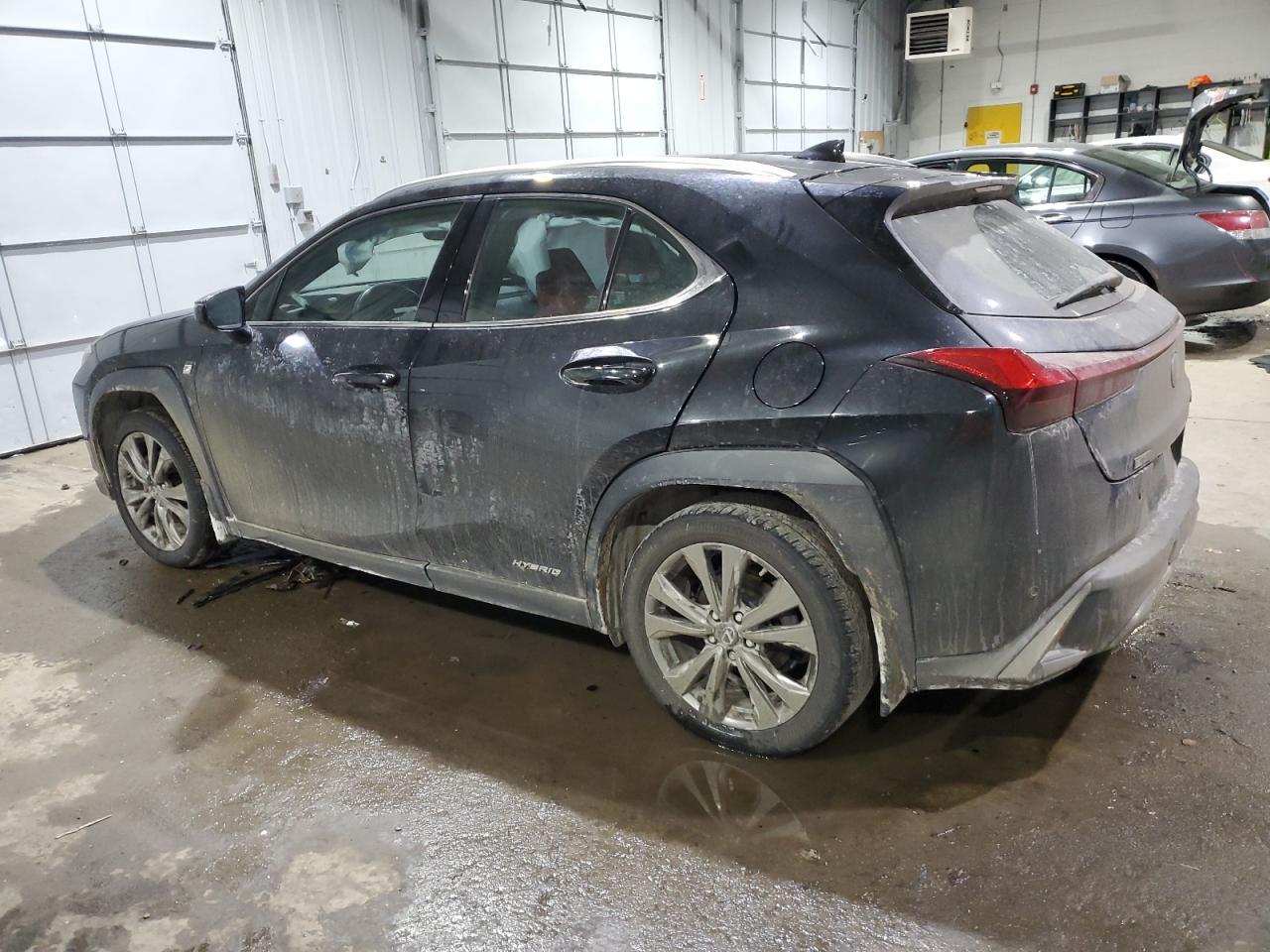 2021 LEXUS UX 250H - Фото 2