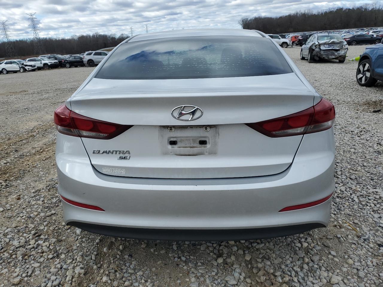 2018 HYUNDAI ELANTRA SE - Фото 6