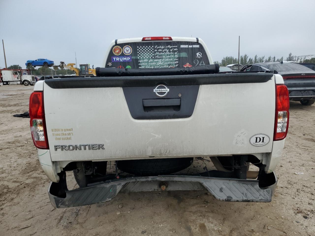 2016 NISSAN FRONTIER S - Фото 6