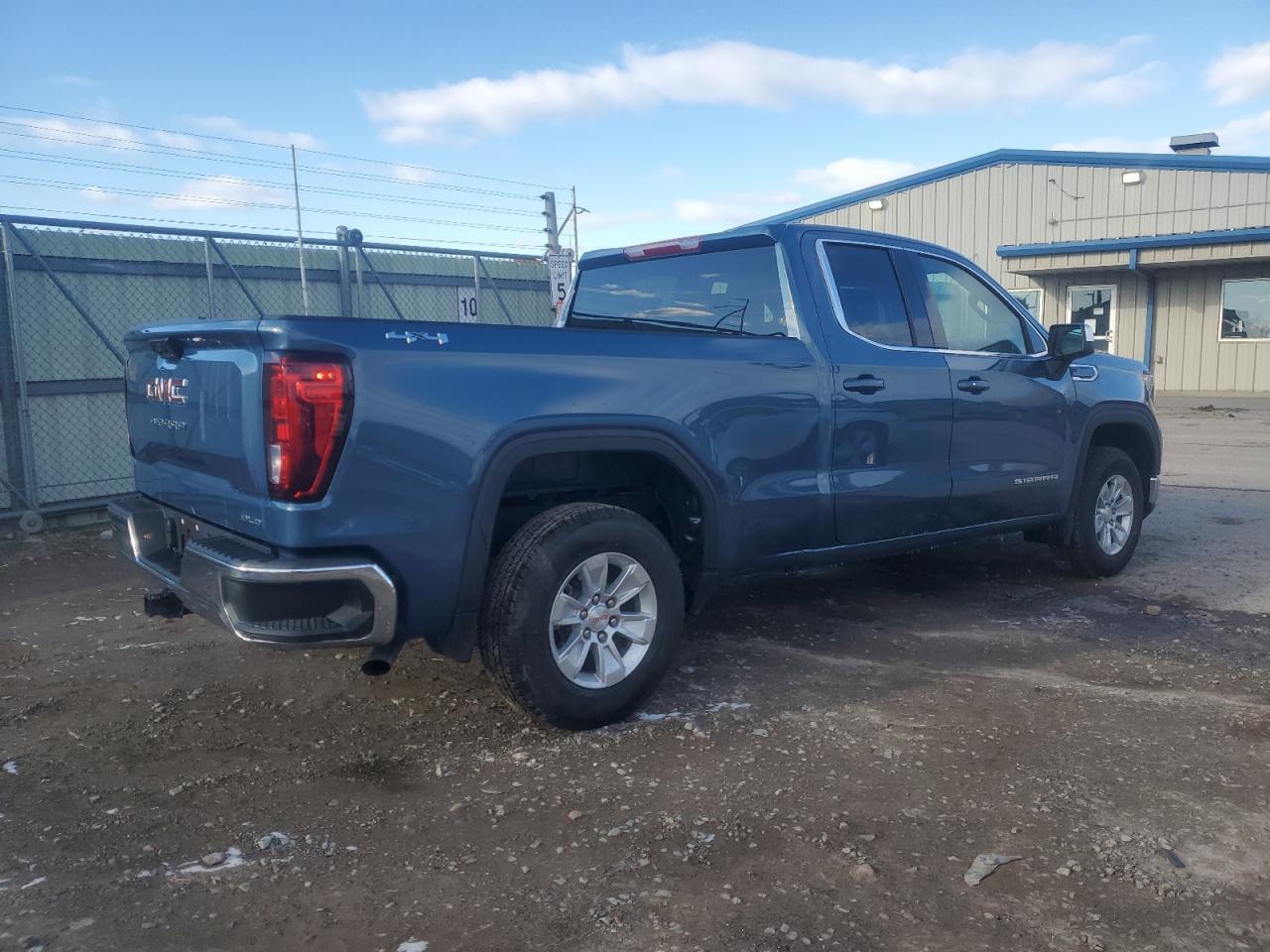 2024 GMC SIERRA K15 - Фото 3
