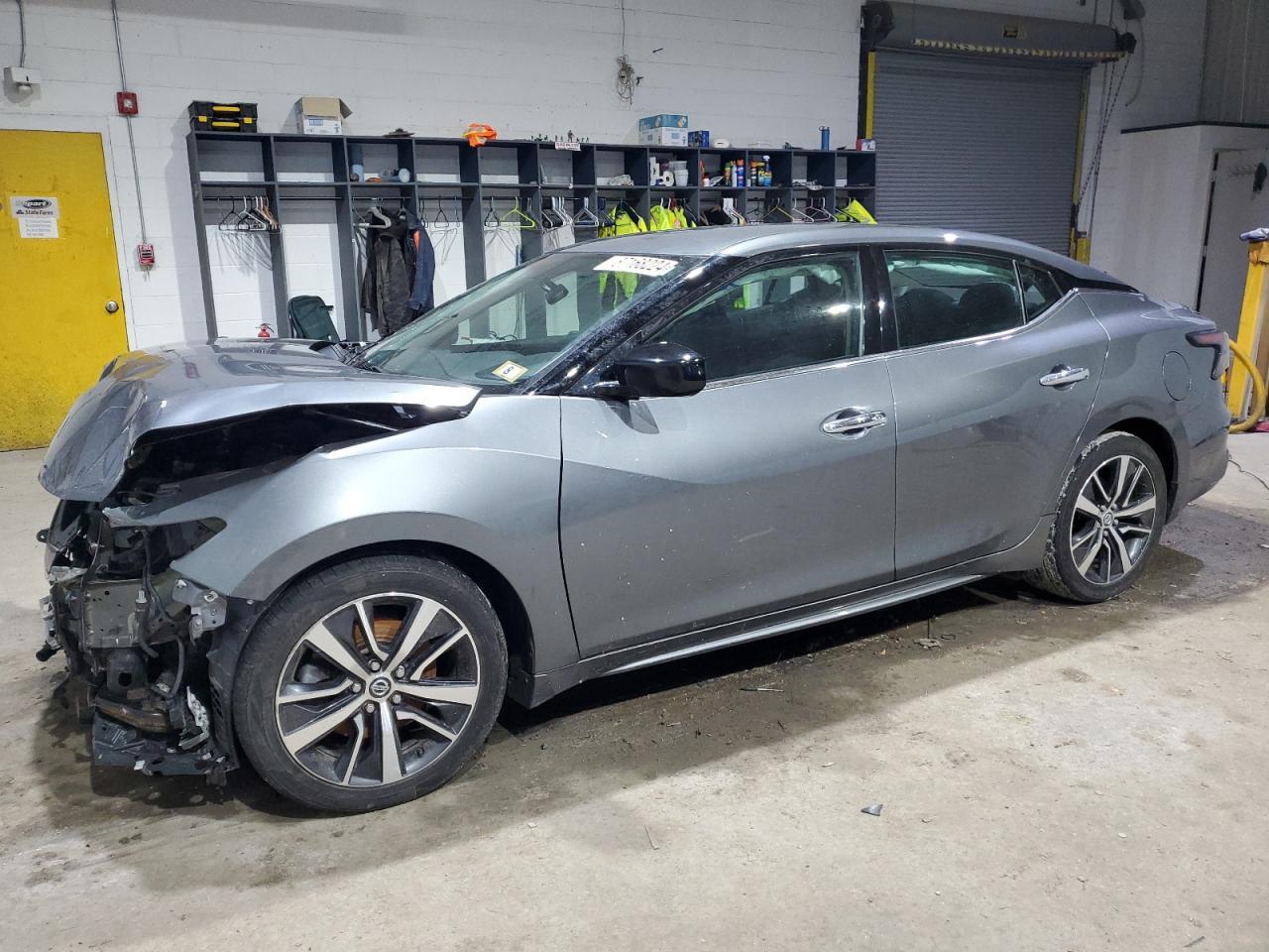 2019 NISSAN MAXIMA S