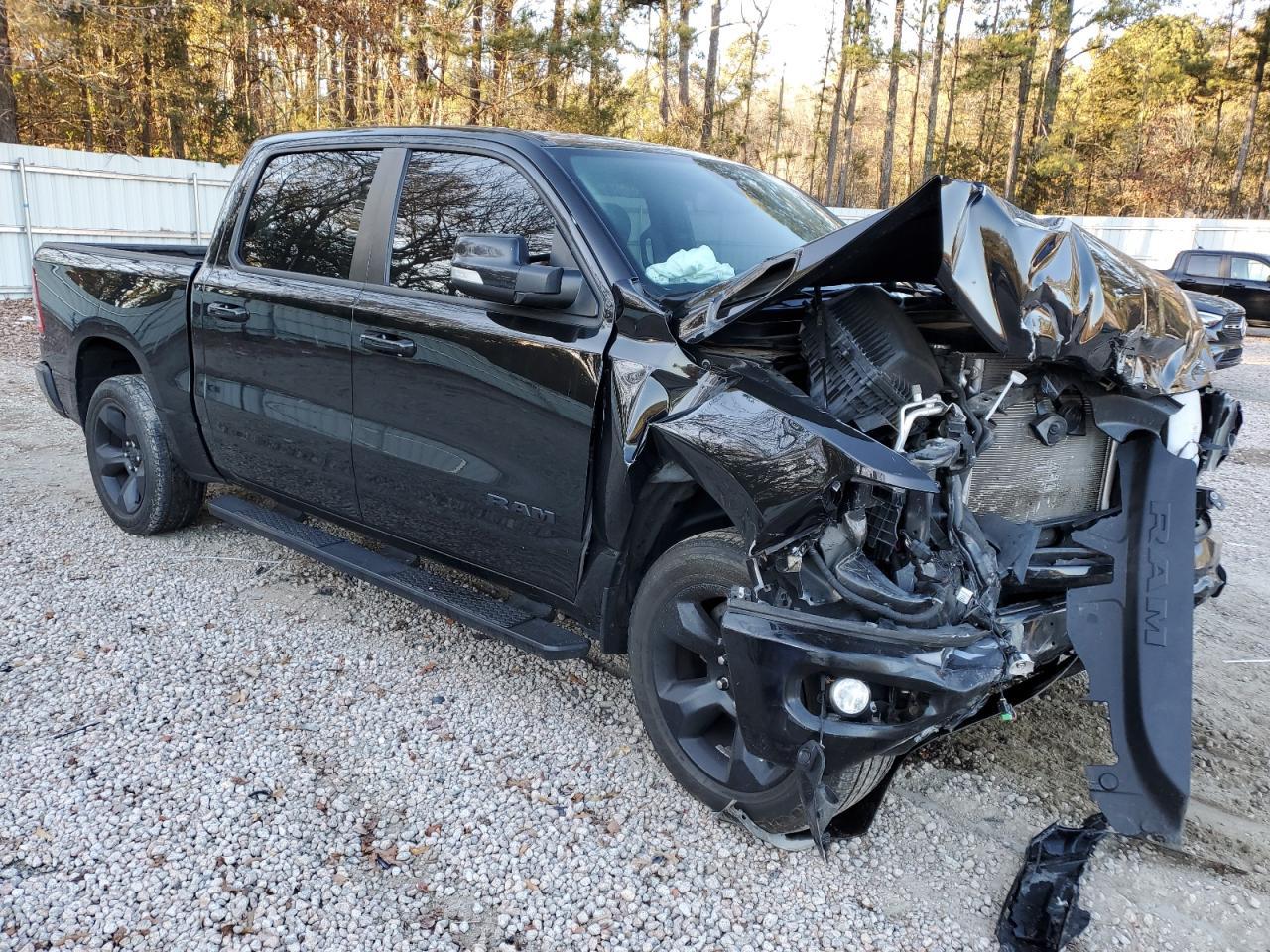 2019 RAM 1500 BIG H - Фото 4