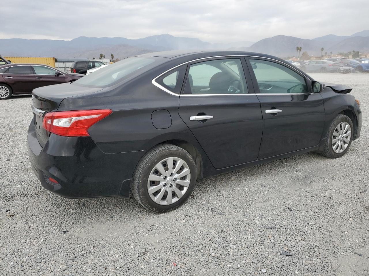 2017 NISSAN SENTRA S - Фото 3