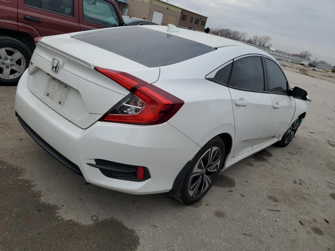 2018 HONDA CIVIC EX - Фото 3