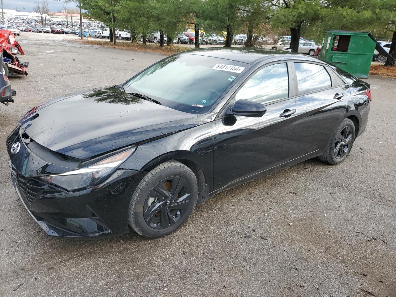 2022 HYUNDAI ELANTRA SE