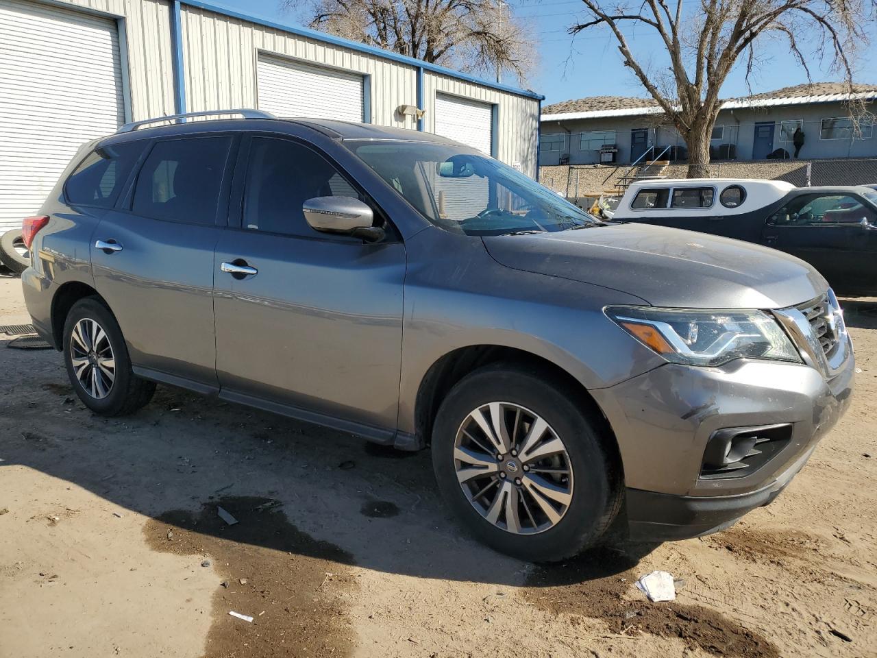 2017 NISSAN PATHFINDER - Image 4