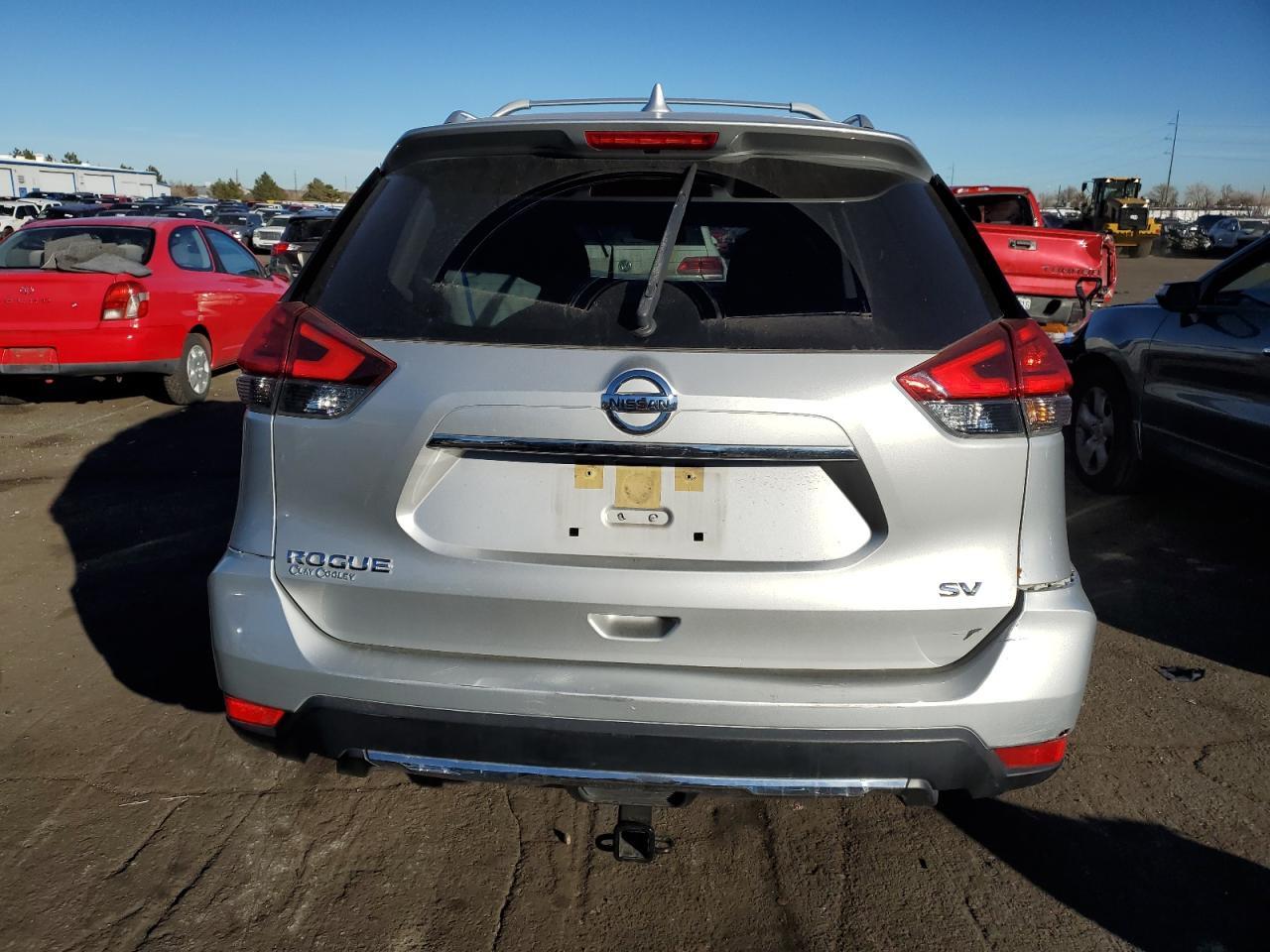 2017 NISSAN ROGUE S - Фото 6