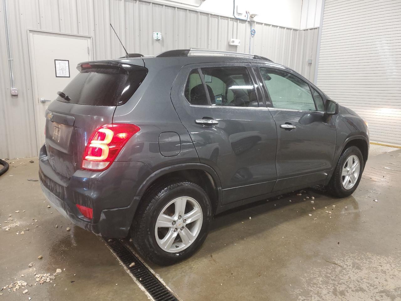 2018 CHEVROLET TRAX 1LT - Фото 3