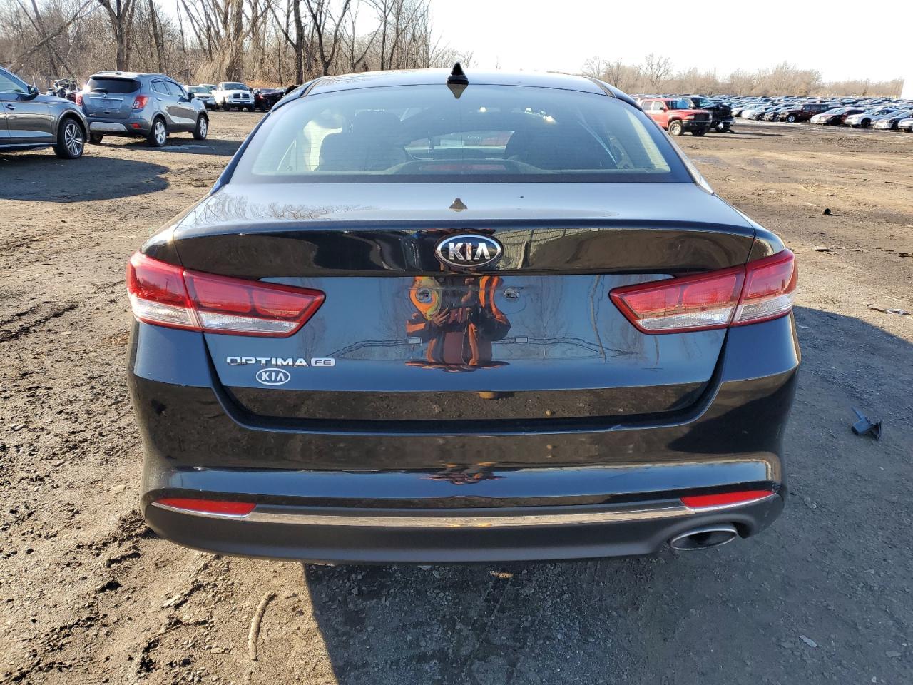 2016 KIA OPTIMA LX - Image 6