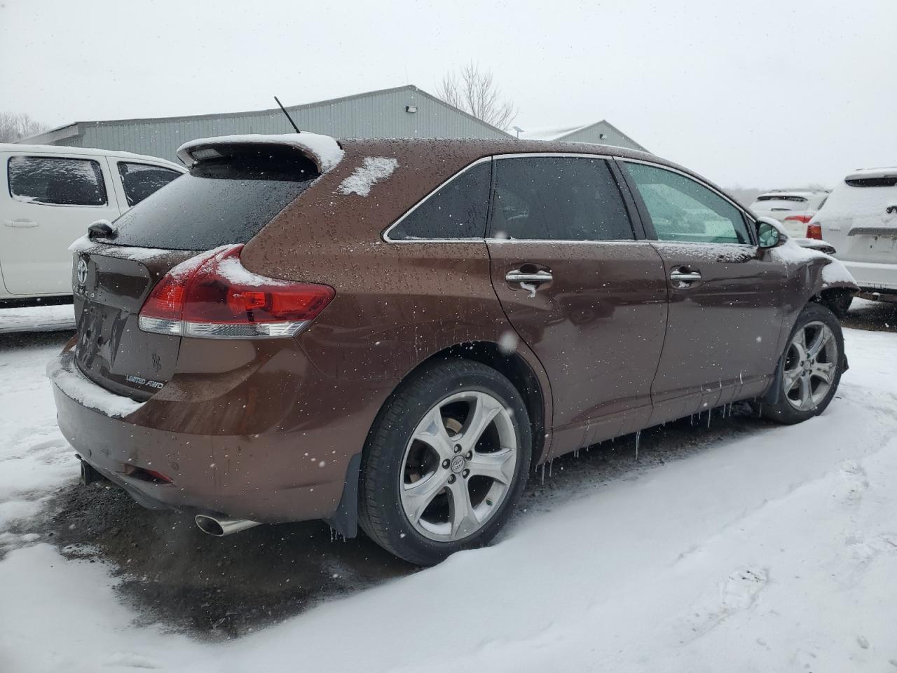 2014 TOYOTA VENZA LE - Фото 3
