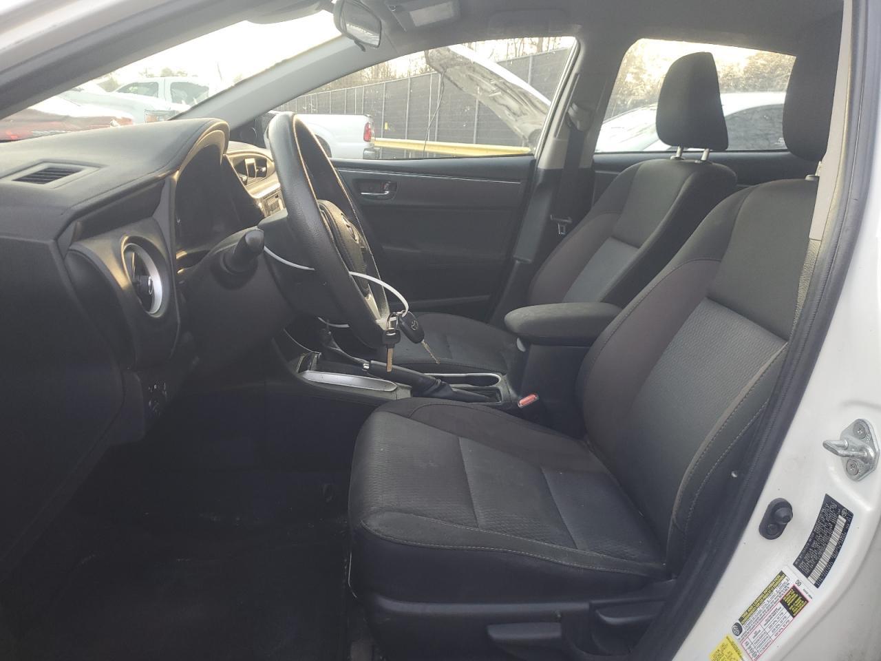 2018 TOYOTA COROLLA L - Image 7