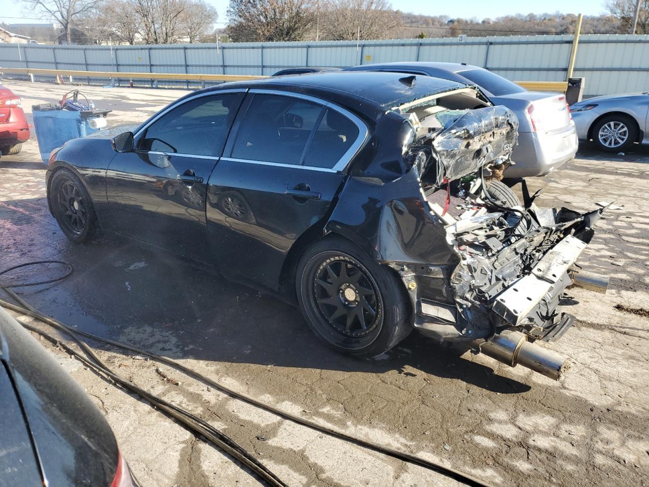 2012 INFINITI G37 BASE - Image 2