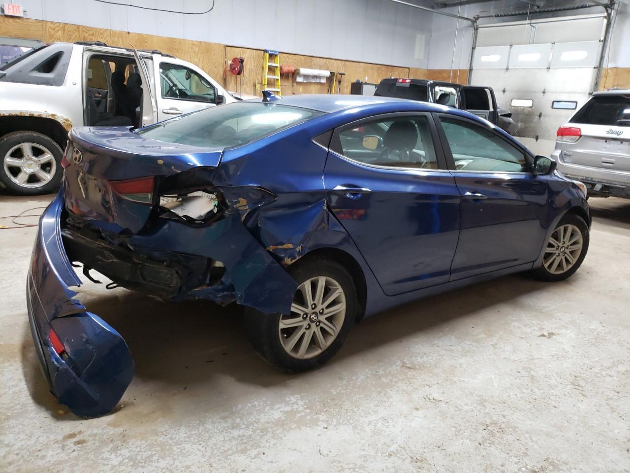 2015 HYUNDAI ELANTRA SE - Фото 3
