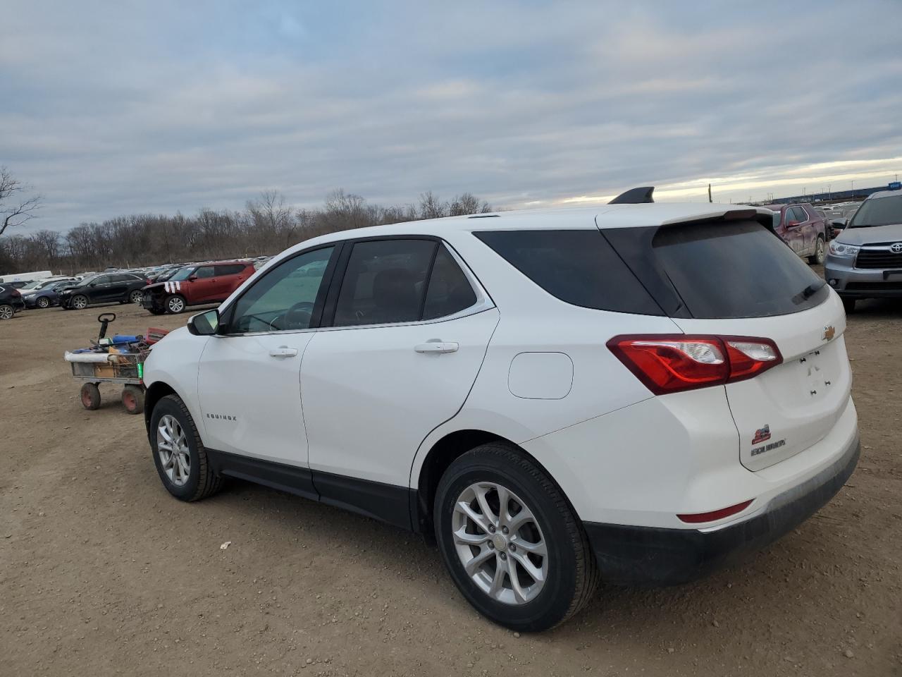 2019 CHEVROLET EQUINOX LT - Image 2
