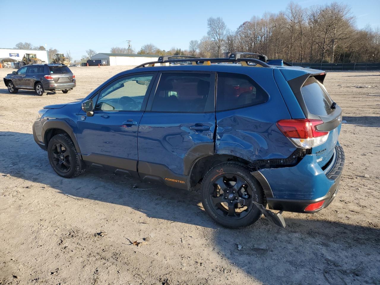 2022 SUBARU FORESTER W - Фото 2