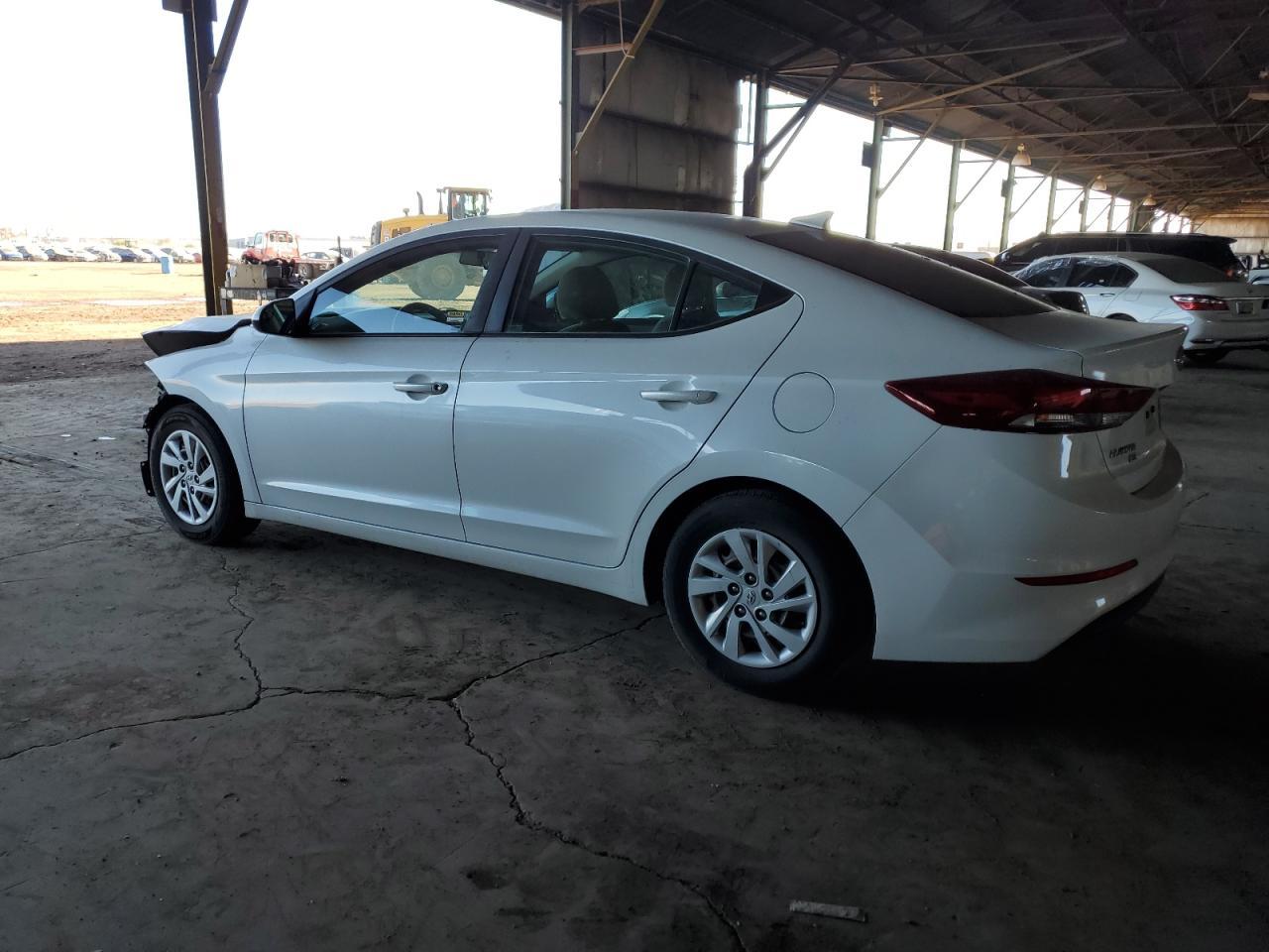 2017 HYUNDAI ELANTRA SE - Фото 2