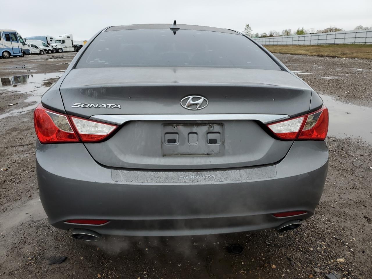 2013 HYUNDAI SONATA SE - Image 6