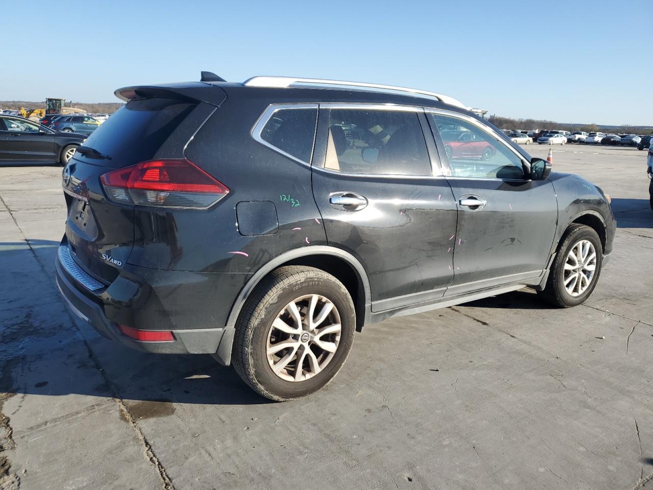 2018 NISSAN ROGUE S - Фото 3