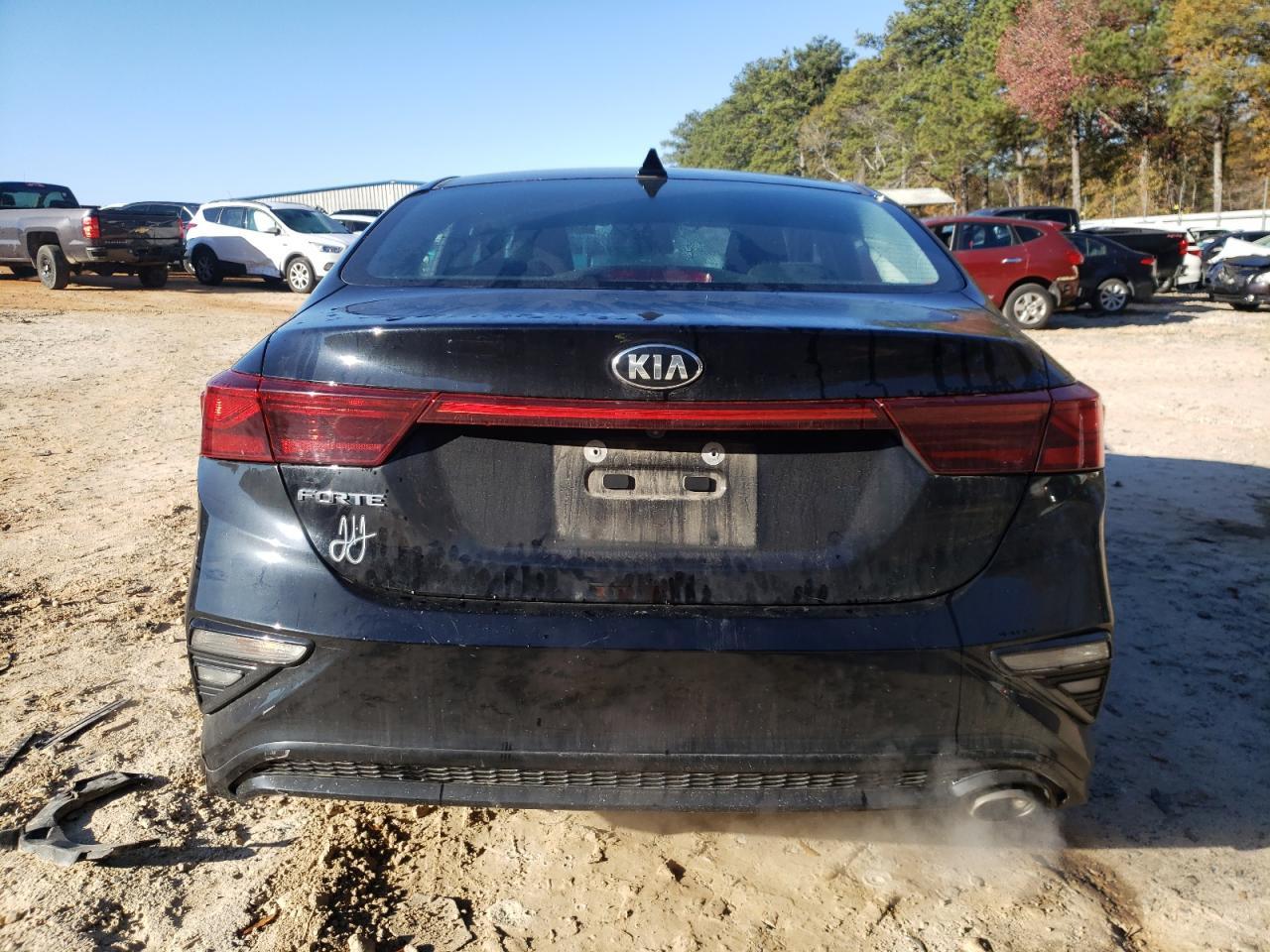 2021 KIA FORTE FE - Image 6
