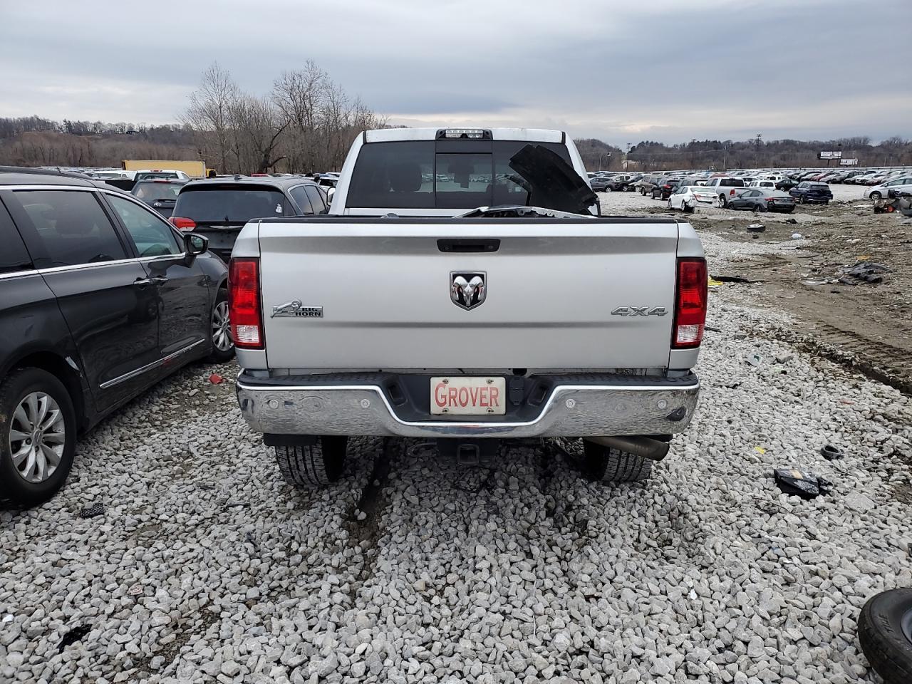 2018 RAM 2500 SLT - Image 6