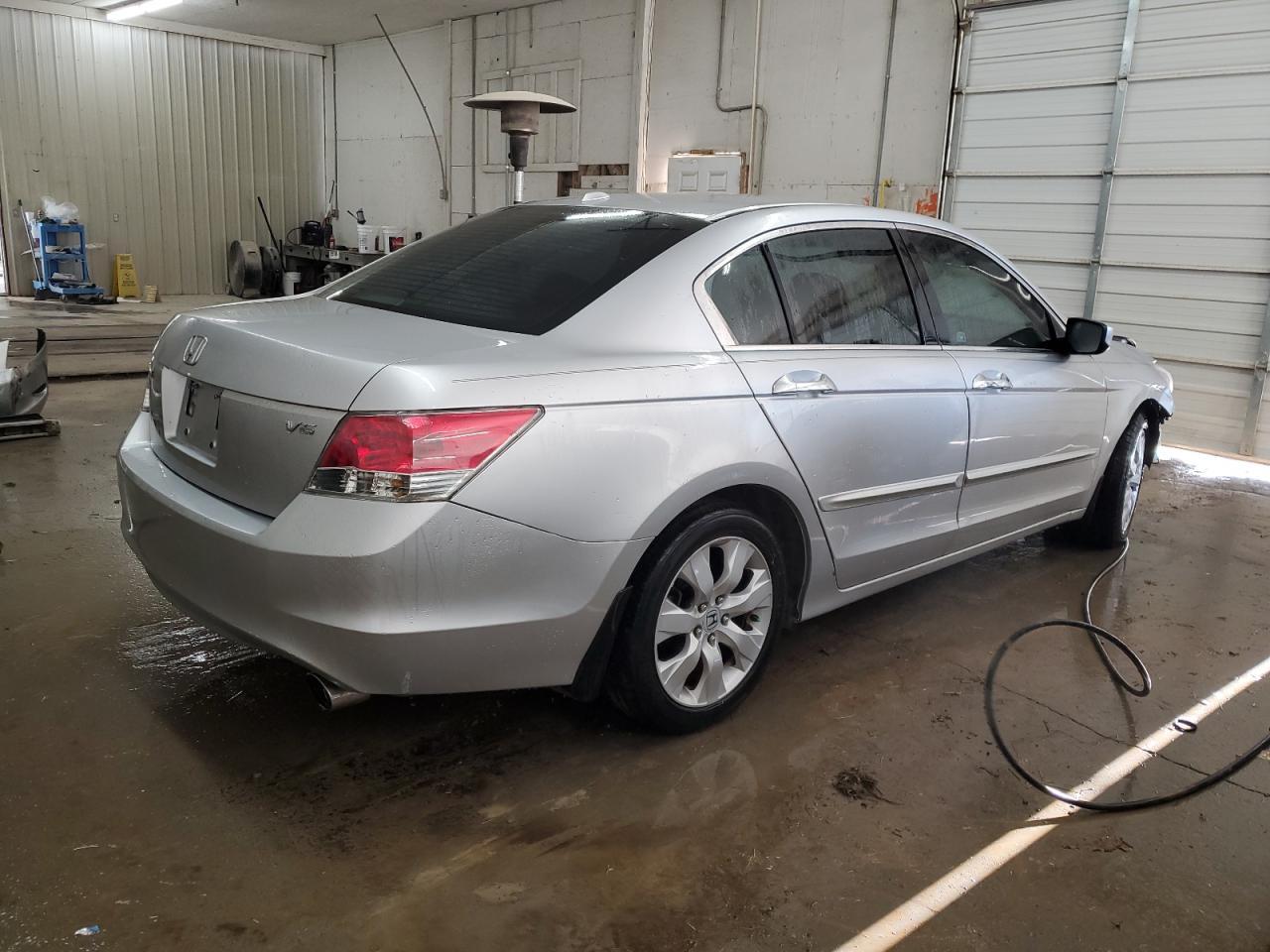2010 HONDA ACCORD EXL - Image 3