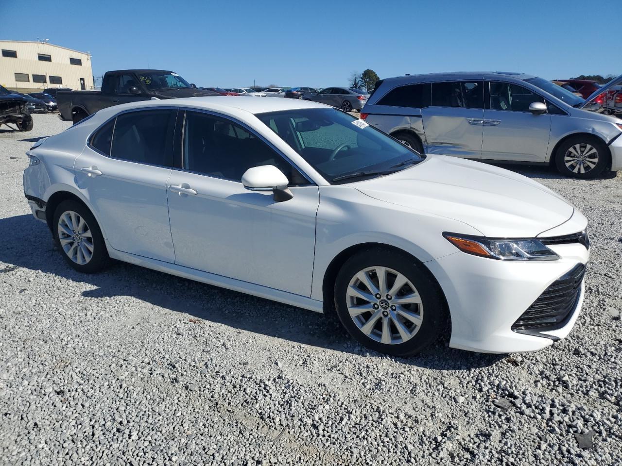 2019 TOYOTA CAMRY L - Фото 4