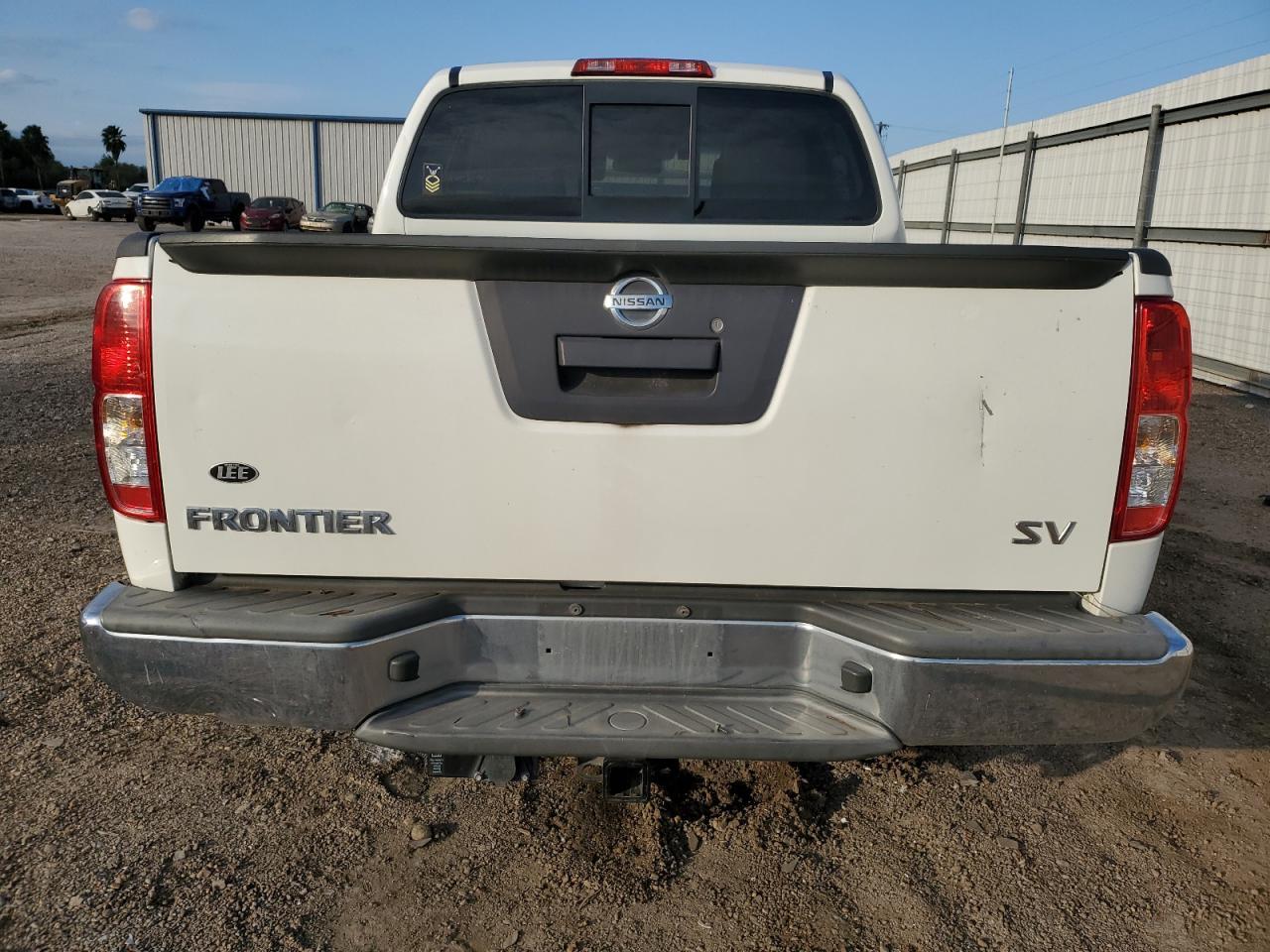 2016 NISSAN FRONTIER S - Image 6