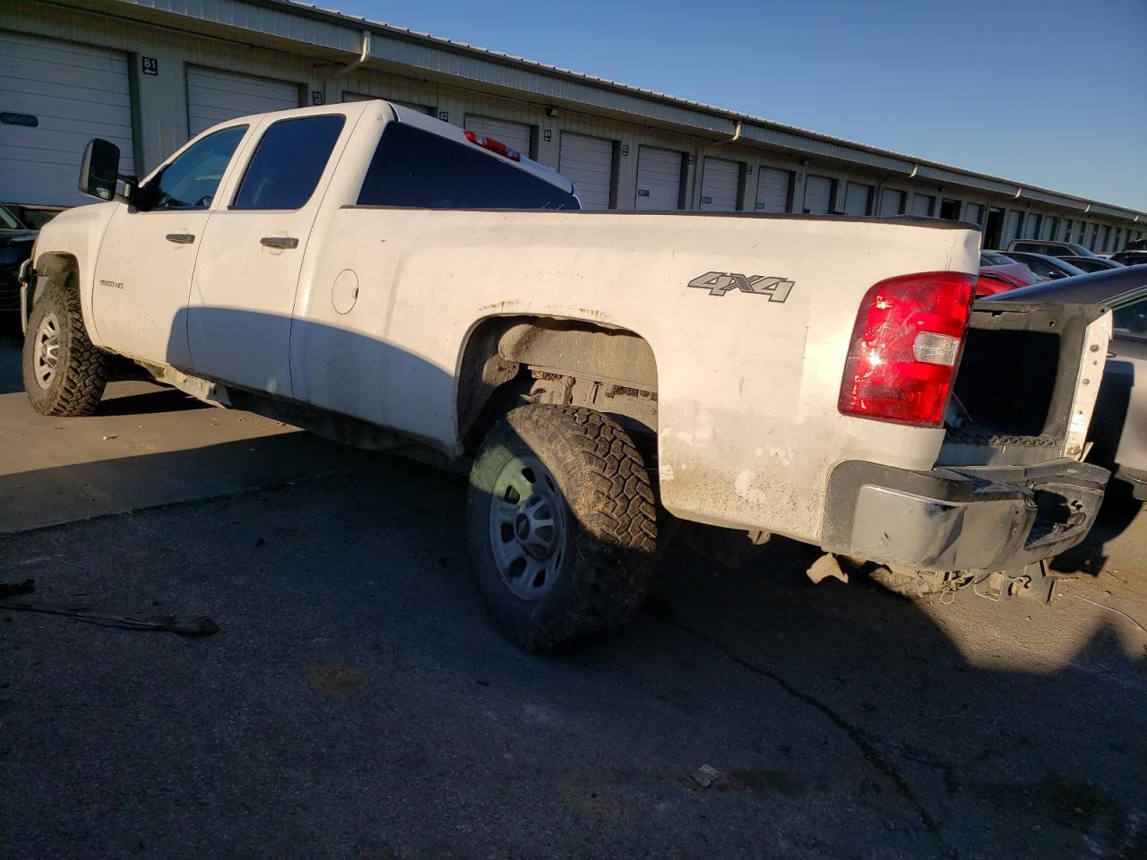 2012 CHEVROLET SILVERADO - Image 2