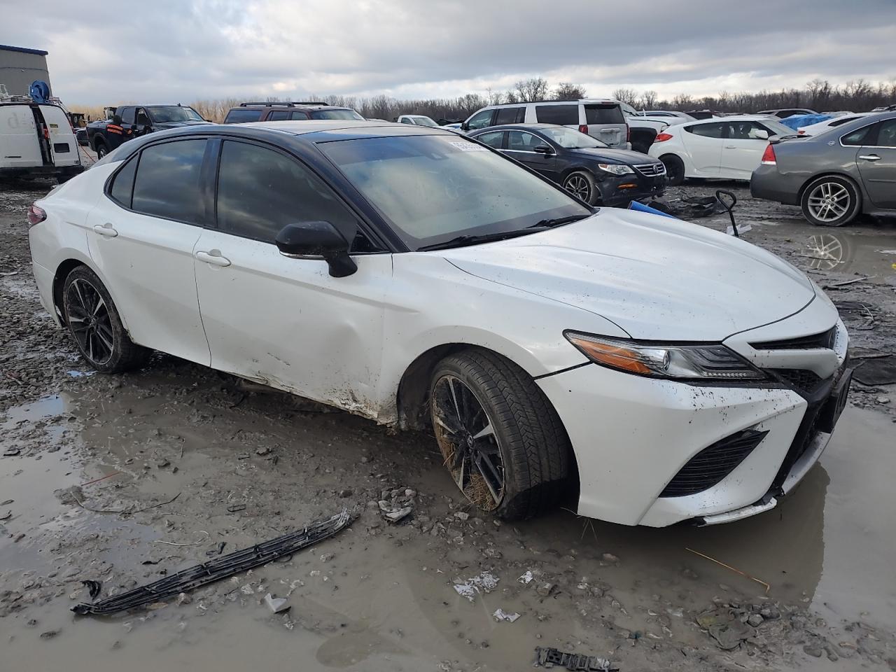 2019 TOYOTA CAMRY XSE - Image 4