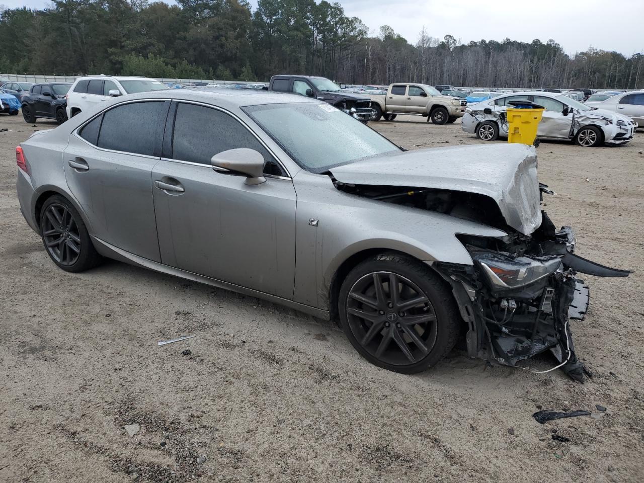 2018 LEXUS IS 300 - Image 4