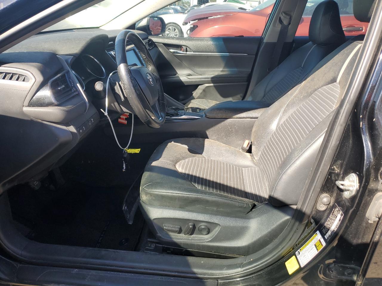2020 TOYOTA CAMRY SE - Image 7