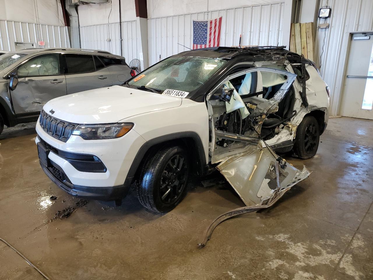 2022 JEEP COMPASS LA