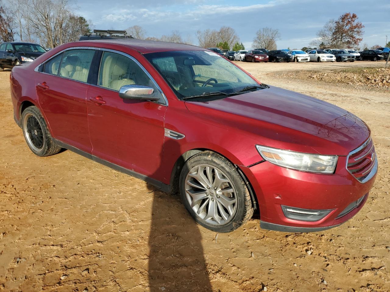 2013 FORD TAURUS LIM - Image 4