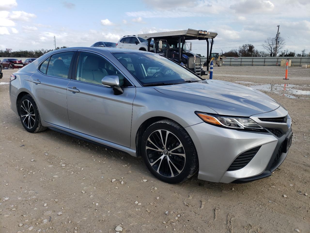 2019 TOYOTA CAMRY L - Image 4