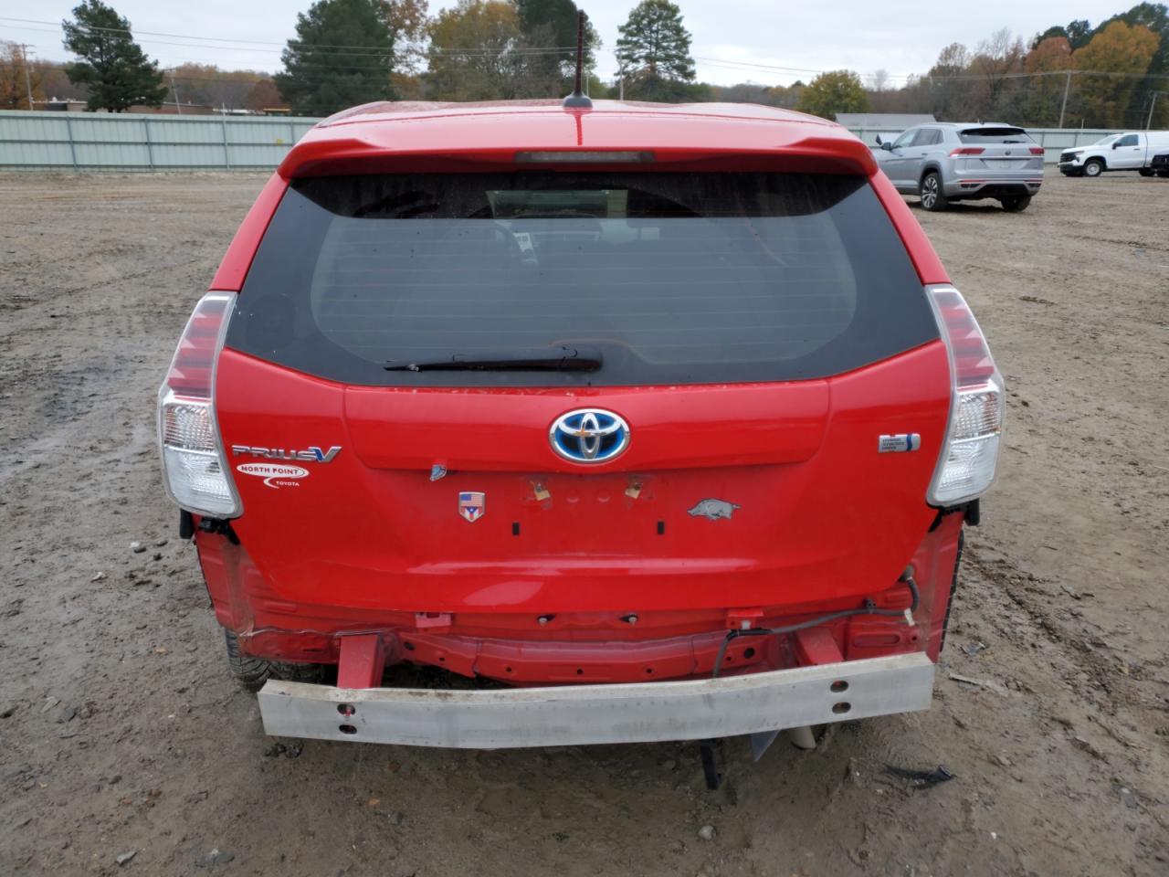 2015 TOYOTA PRIUS V - Image 6