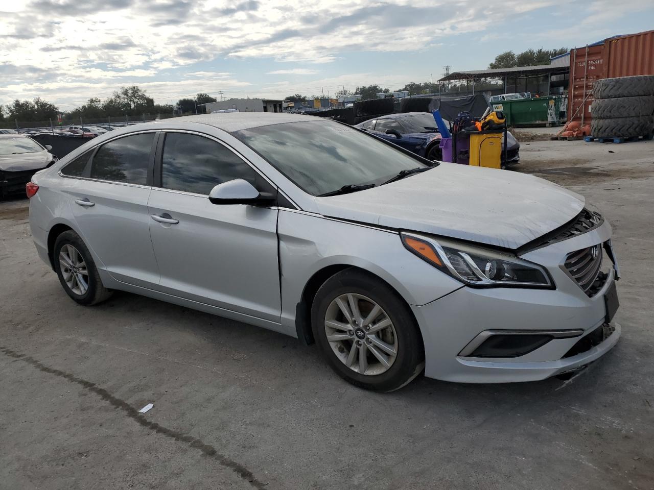 2017 HYUNDAI SONATA SE - Фото 4