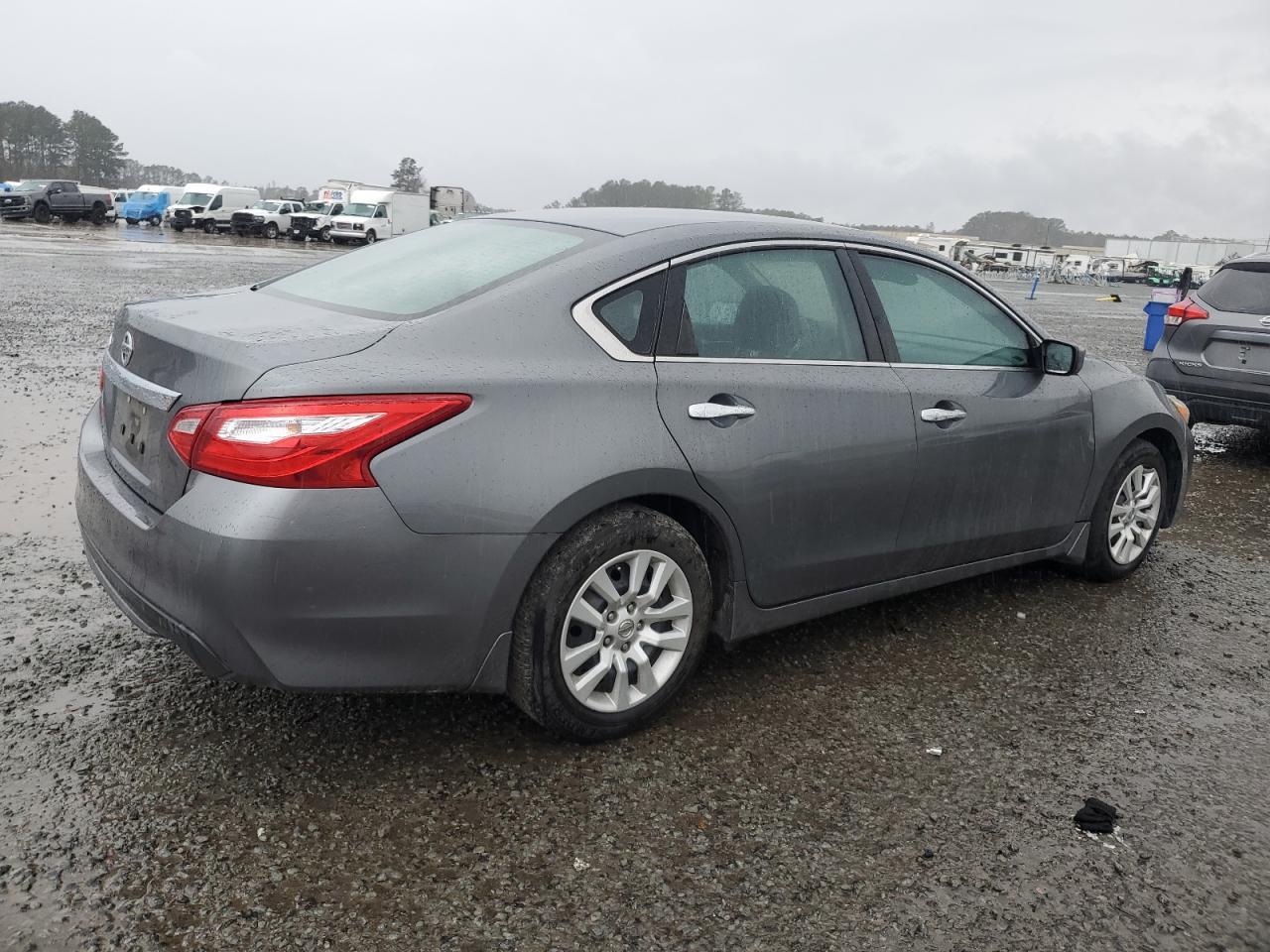 2017 NISSAN ALTIMA 2.5 - Фото 3