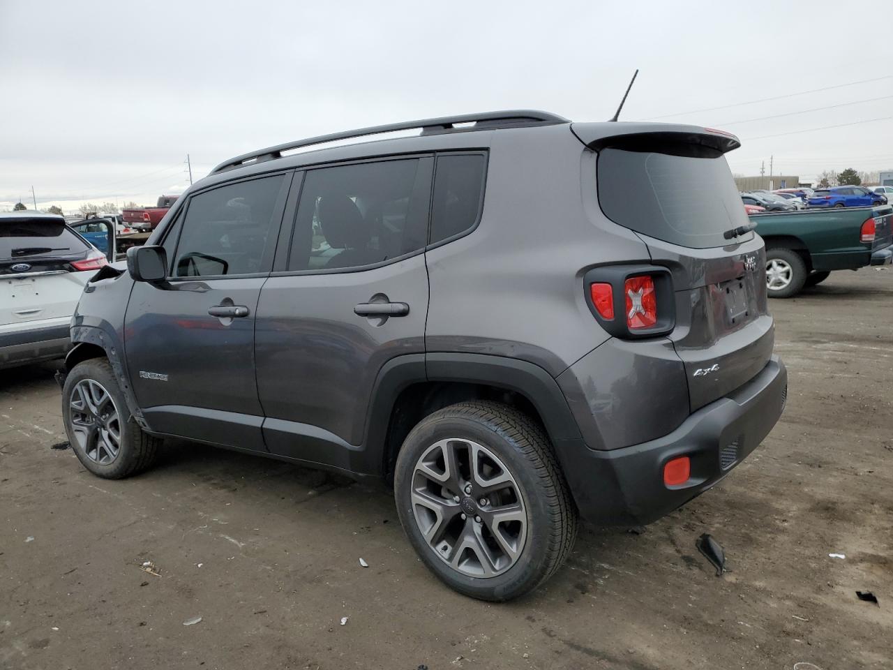 2017 JEEP RENEGADE L - Image 2