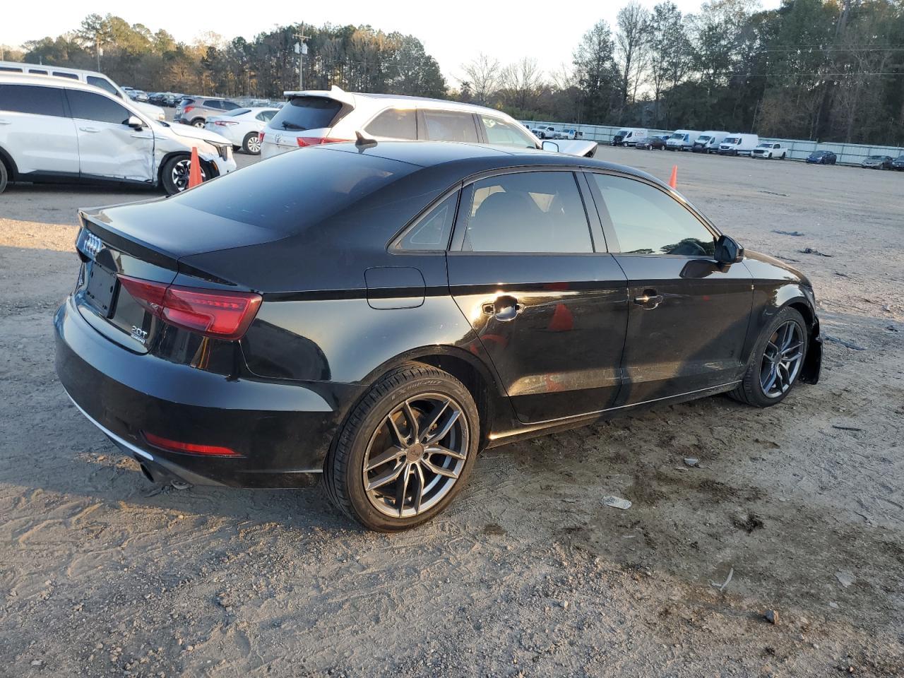 2017 AUDI A3 PREMIUM - Фото 3