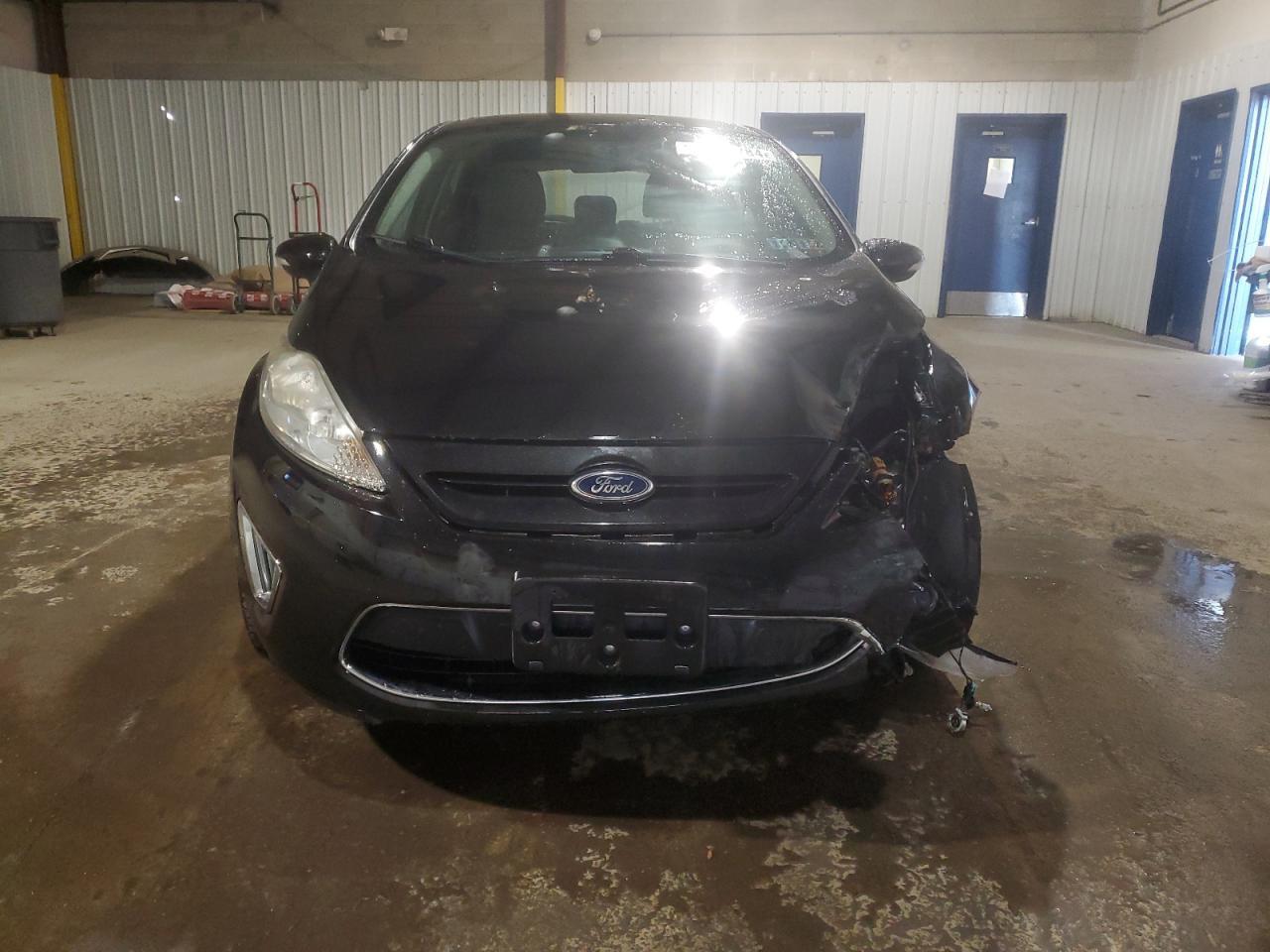 2012 FORD FIESTA SES - Image 5