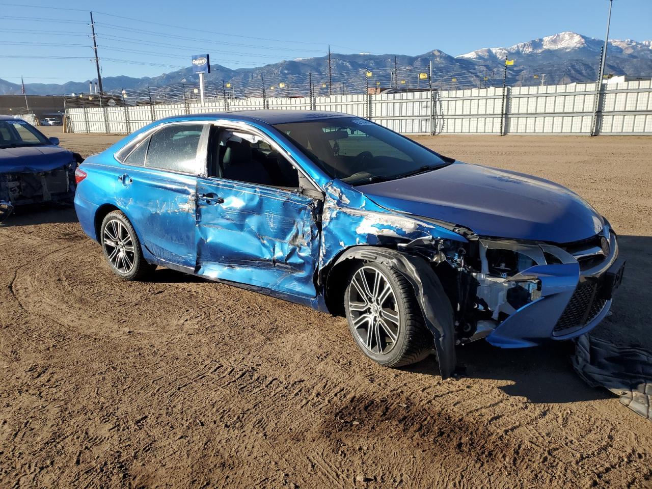 2016 TOYOTA CAMRY LE - Фото 4