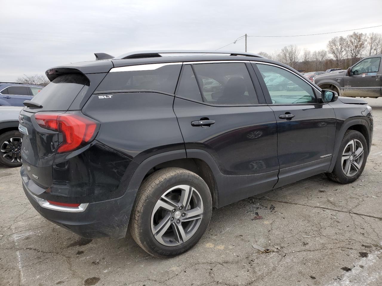 2021 GMC TERRAIN SL - Image 3
