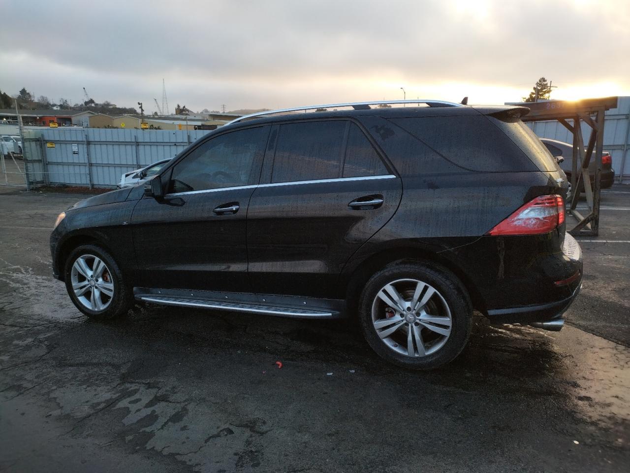2015 MERCEDES-BENZ ML 350 4MA - Image 2