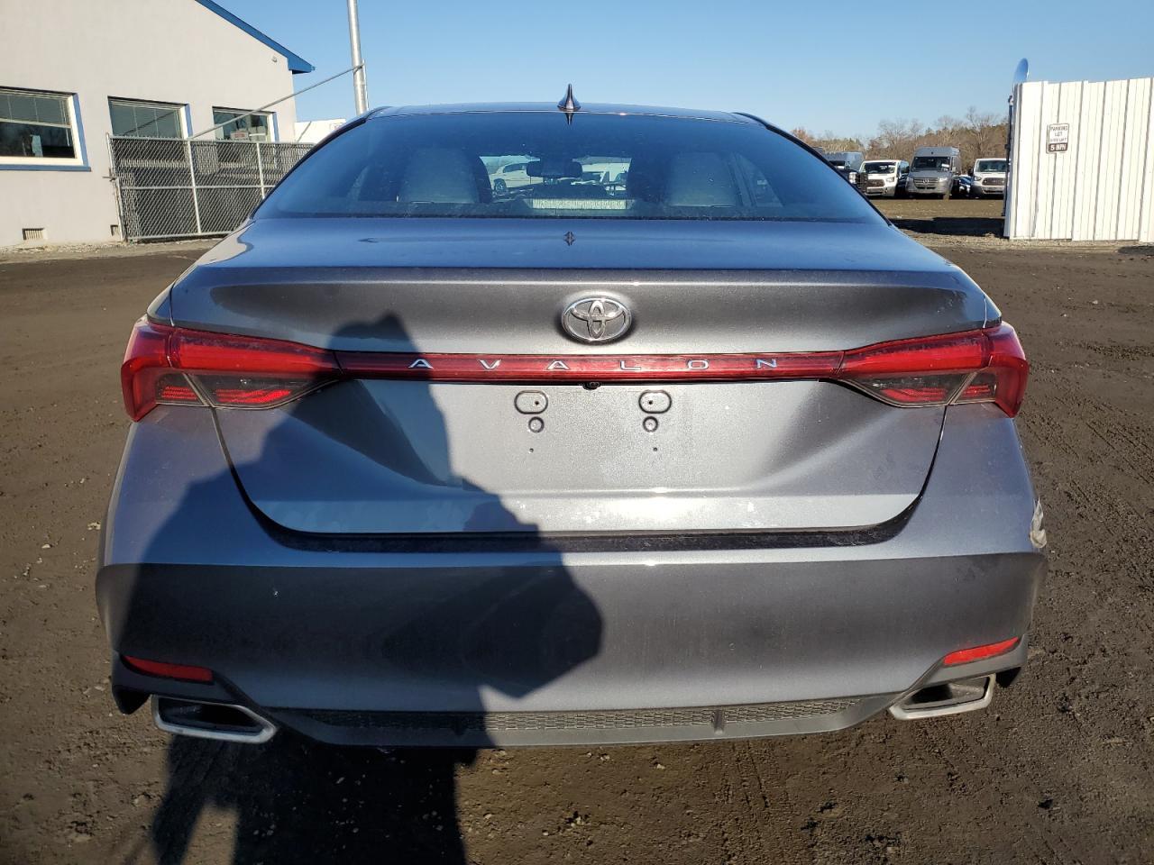 2022 TOYOTA AVALON XLE - Image 6